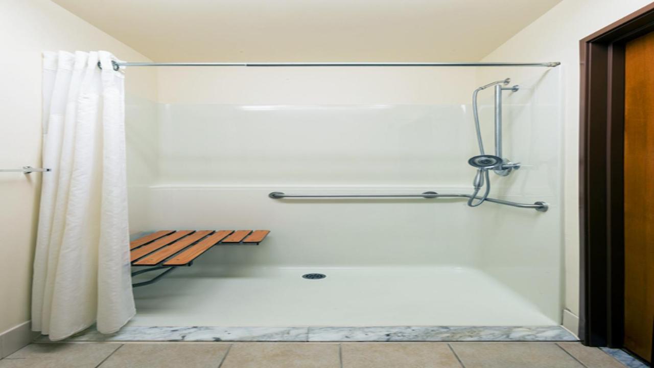 Holiday Inn Express Hotel & Suites North Seattle - Shoreline, An Ihg Hotel Phòng bức ảnh