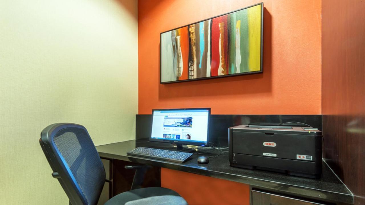 Holiday Inn Express Hotel & Suites North Seattle - Shoreline, An Ihg Hotel Ngoại thất bức ảnh